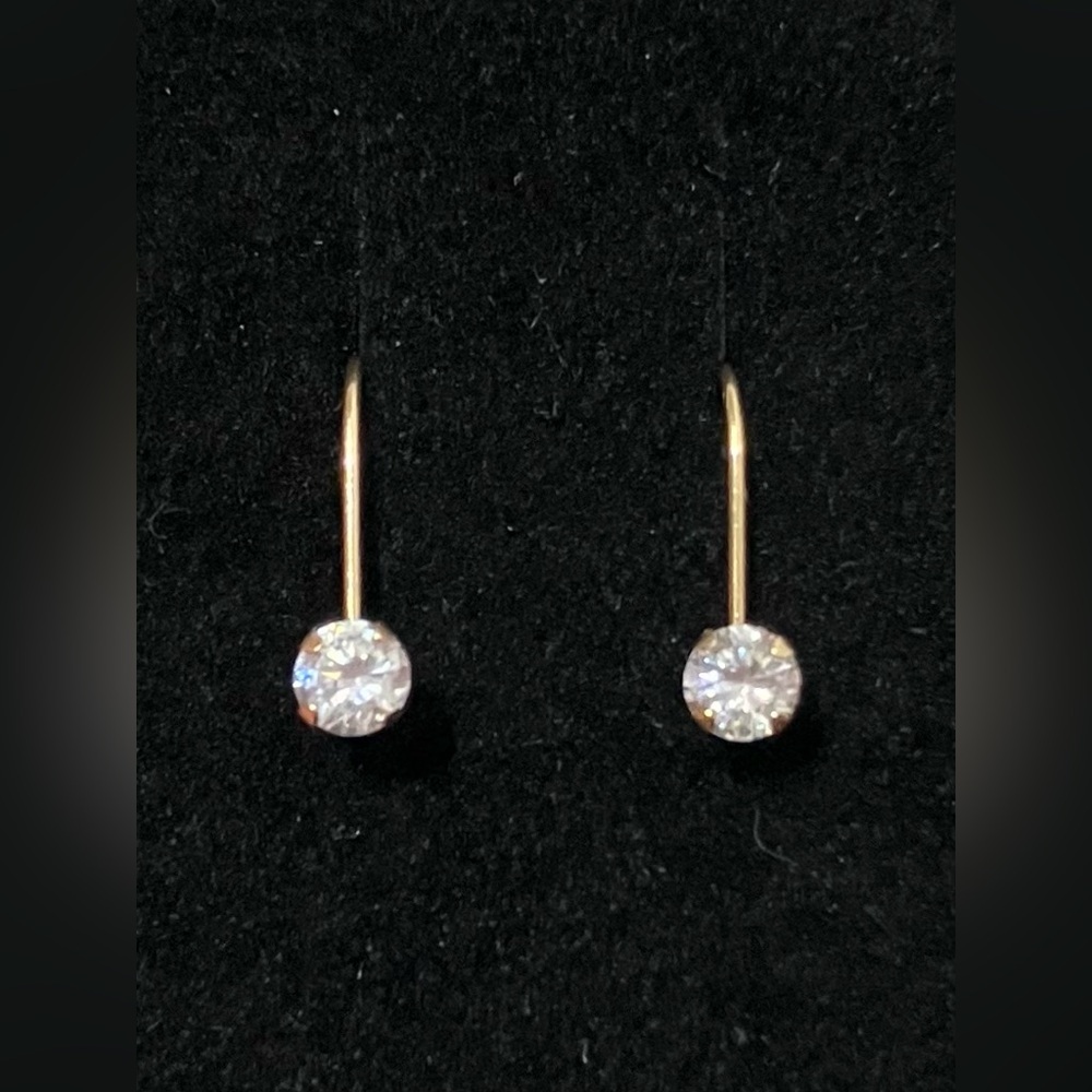 10K Gold CZ Leverback Earrings